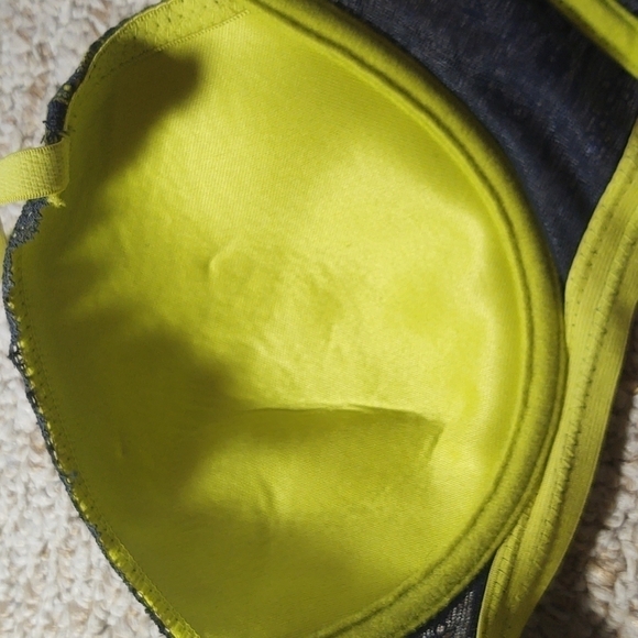 Jessica Simpson Neon Green Bra with Dark Gray Lace Overlay Sz 38C - Picture 8 of 9